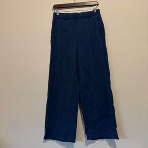 Gap Women’s Wide Leg Indigo Pants